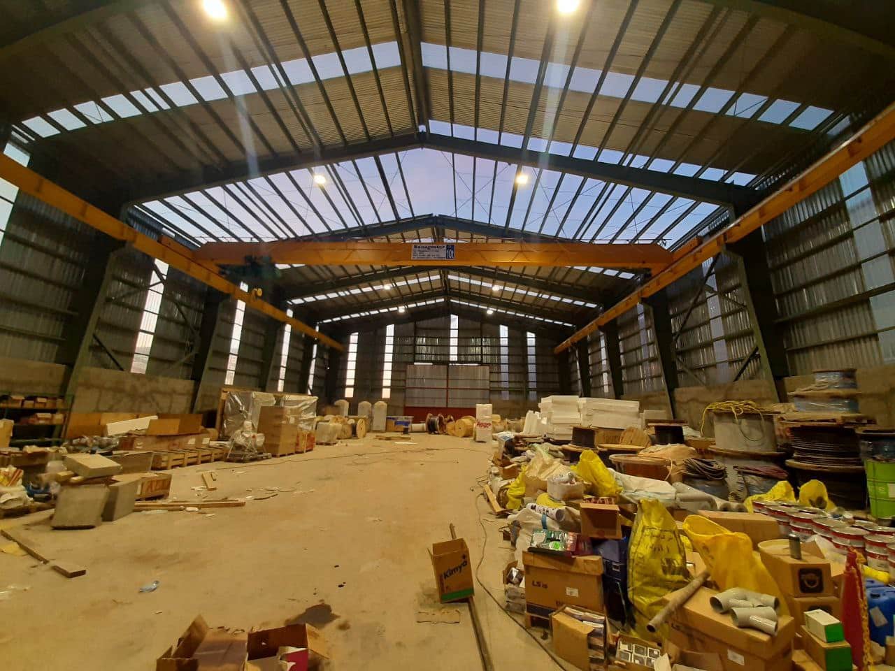 جرثقیل سقفی کارگاهی در سوله